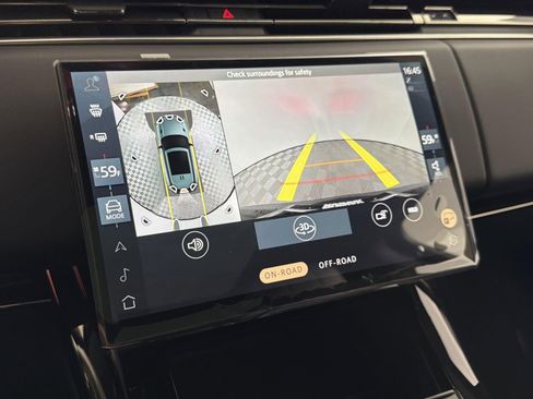 New 2026 Land Rover Range Rover Sport SE image 17