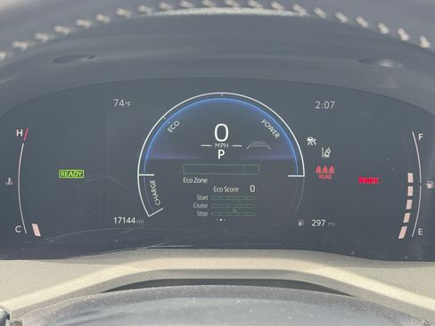 Certified 2025 Toyota Camry SE w/ Convenience Package FWD image 14