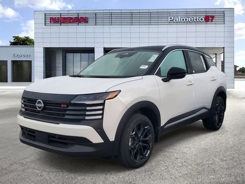 New 2026 Nissan Kicks SR FWD image 3