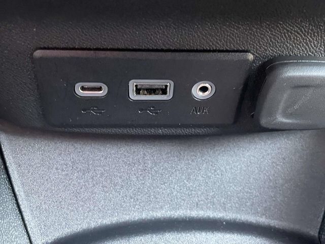 Used 2023 Chevrolet Malibu LS FWD image 26