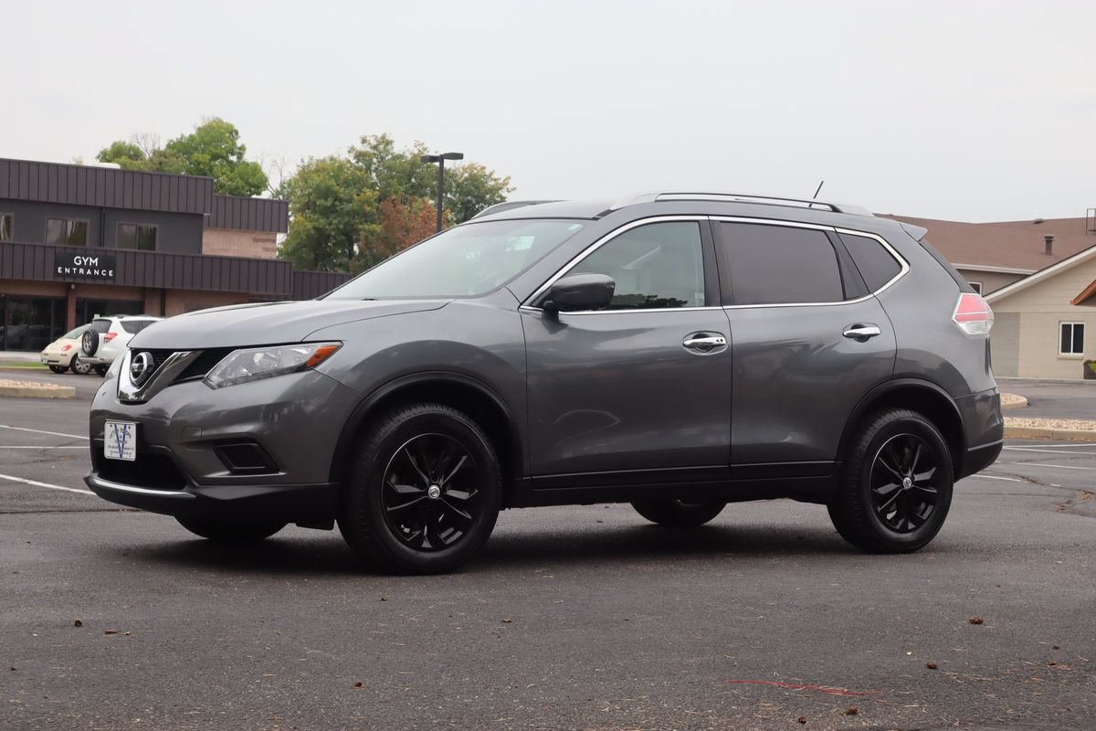 Used 2016 Nissan Rogue SV w/ SV Premium Package AWD/4WD image 11