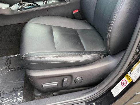 Used 2015 Toyota Avalon XLE Touring FWD image 19
