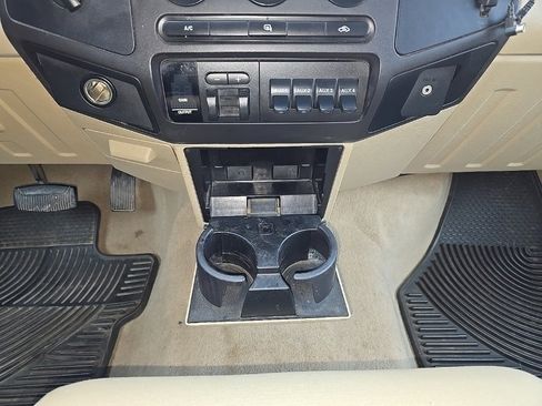 Used 2008 Ford F350 XLT image 12