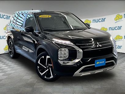 Used 2024 Mitsubishi Outlander SE