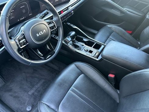 Used 2024 Kia Sorento SX AWD/4WD image 11