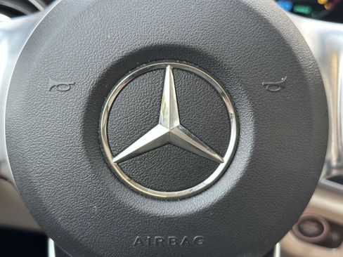 Used 2021 Mercedes-Benz GLS 580 4MATIC w/ Exclusive Trim Package image 21