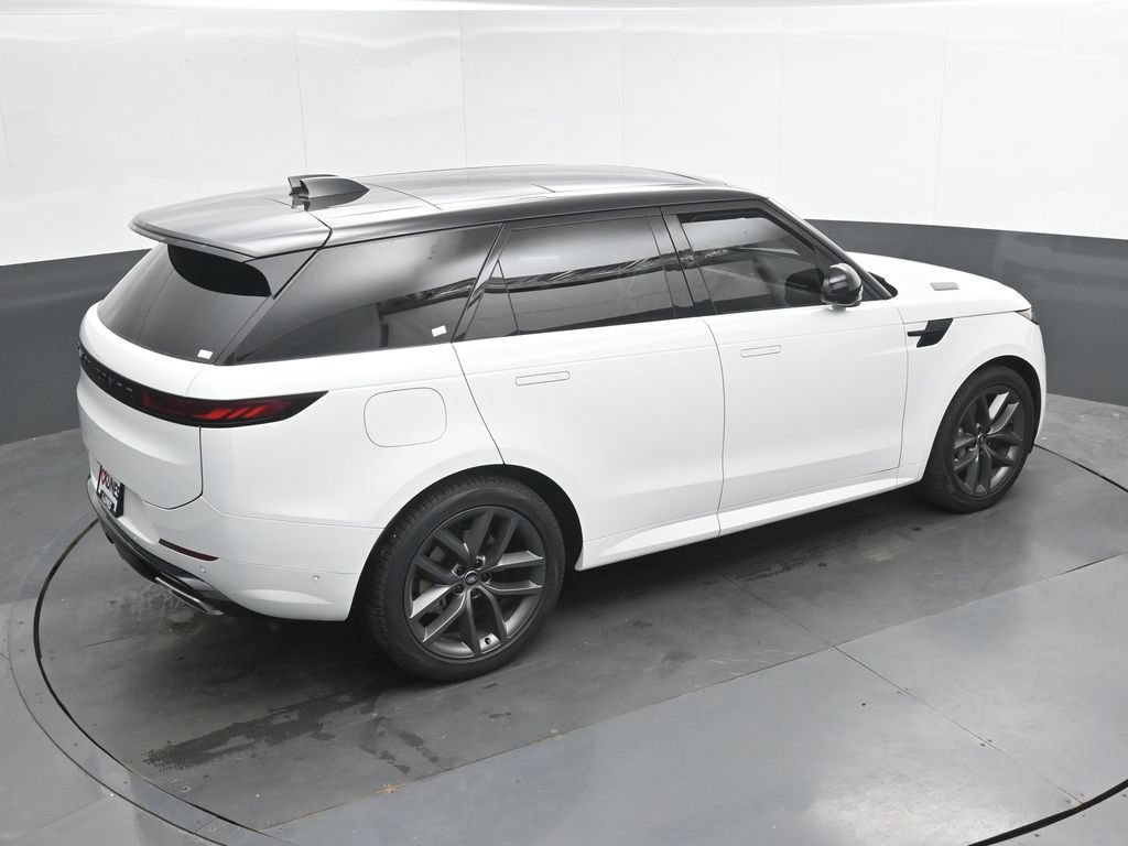 Used 2025 Land Rover Range Rover Sport Dynamic SE AWD/4WD image 32