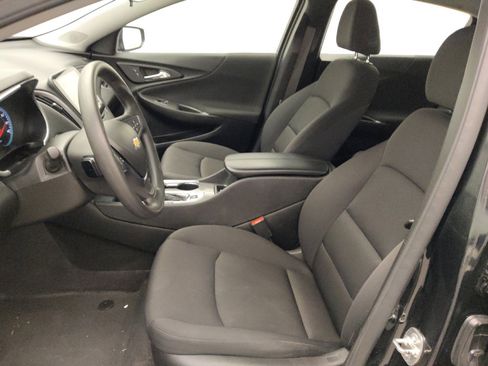 Used 2025 Chevrolet Malibu LT FWD image 17