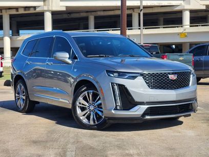 Used 2025 Cadillac XT6 Premium Luxury
