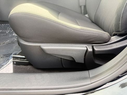 Used 2025 Nissan Sentra SV image 23