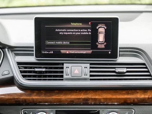 Used 2018 Audi Q5 2.0T Premium Plus w/ Premium Plus Package image 13