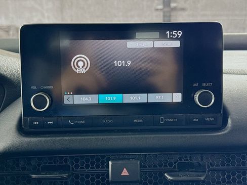 Used 2023 Honda HR-V LX image 14