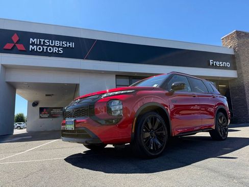 New 2026 Mitsubishi Outlander SEL AWD/4WD image 1