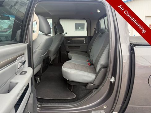 Used 2017 RAM 1500 Big Horn image 32