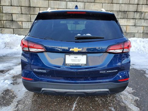 Used 2023 Chevrolet Equinox Premier image 4