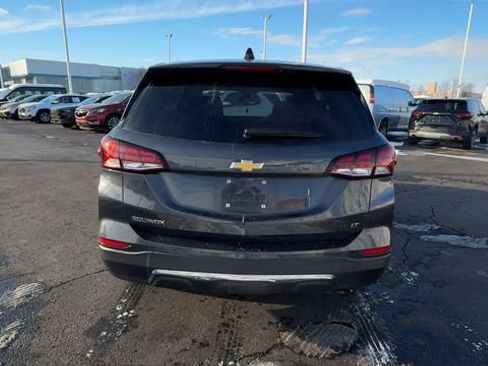 Used 2023 Chevrolet Equinox LT FWD image 7