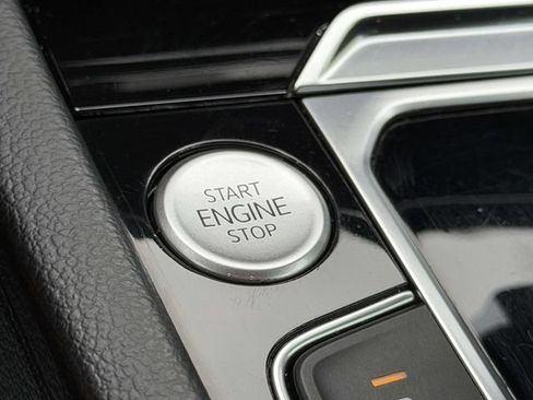 Used 2023 Volkswagen Arteon SE FWD image 31