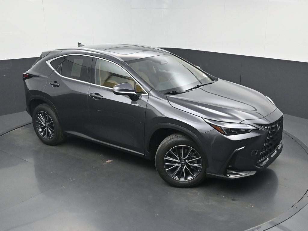 Used 2025 Lexus NX 250 FWD w/ Accessory Package (Z2) image 33
