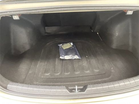 Used 2022 Kia K5 EX image 28