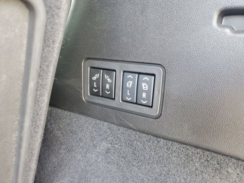 Used 2024 Cadillac XT6 Sport w/ LPO, Floor Liner Package AWD/4WD image 29