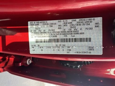 New 2025 Ford F250 Lariat w/ Lariat Ultimate Package image 39