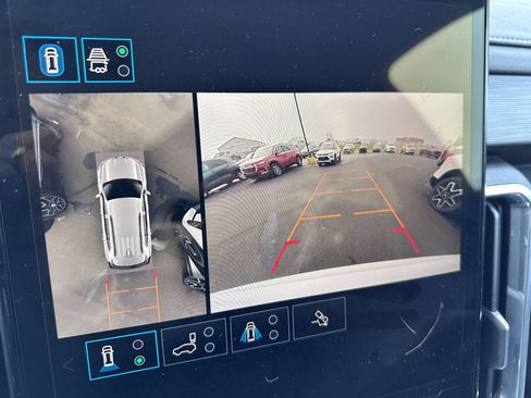 Used 2025 GMC Acadia Elevation image 22