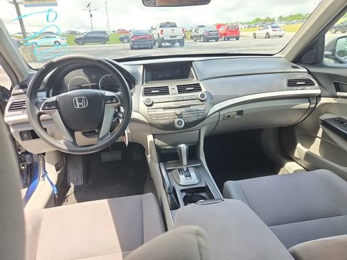 Used 2011 Honda Accord LX-P image 8