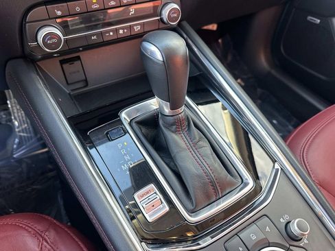 Certified 2021 MAZDA CX-5 Carbon Edition image 15