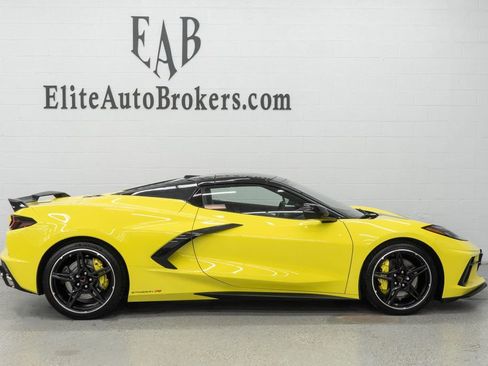 Used 2021 Chevrolet Corvette Stingray Preferred Conv w/ Z51 Performance Package image 5