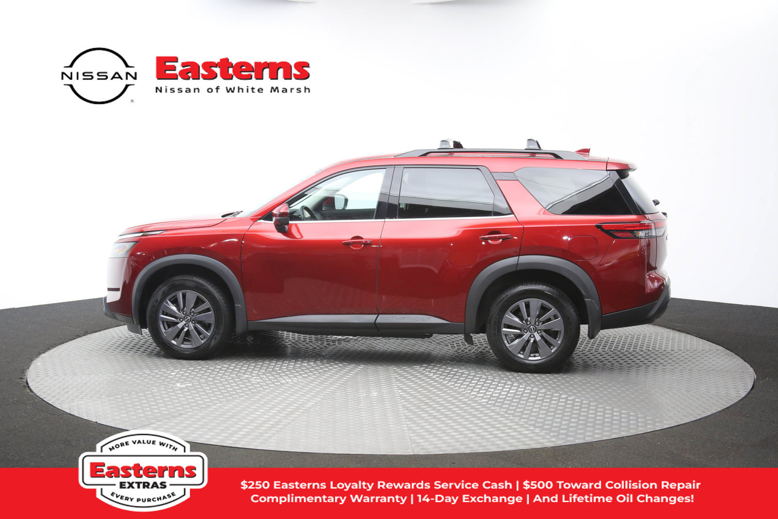 Used 2023 Nissan Pathfinder SV AWD/4WD image 58