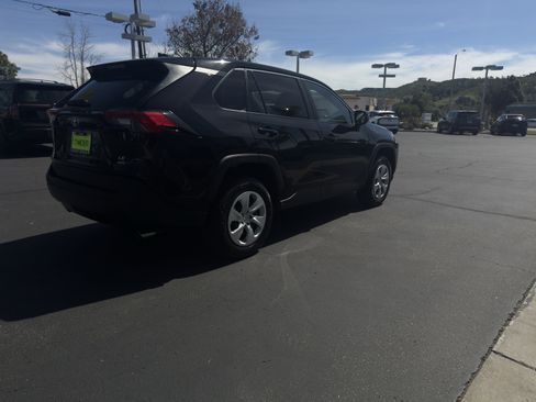 Used 2024 Toyota RAV4 LE image 6