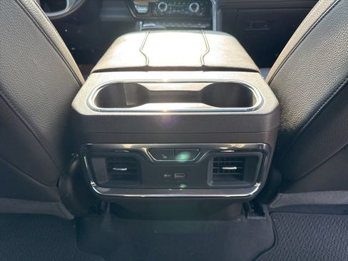 Used 2023 GMC Sierra 1500 Denali w/ Denali Reserve Package AWD/4WD image 24