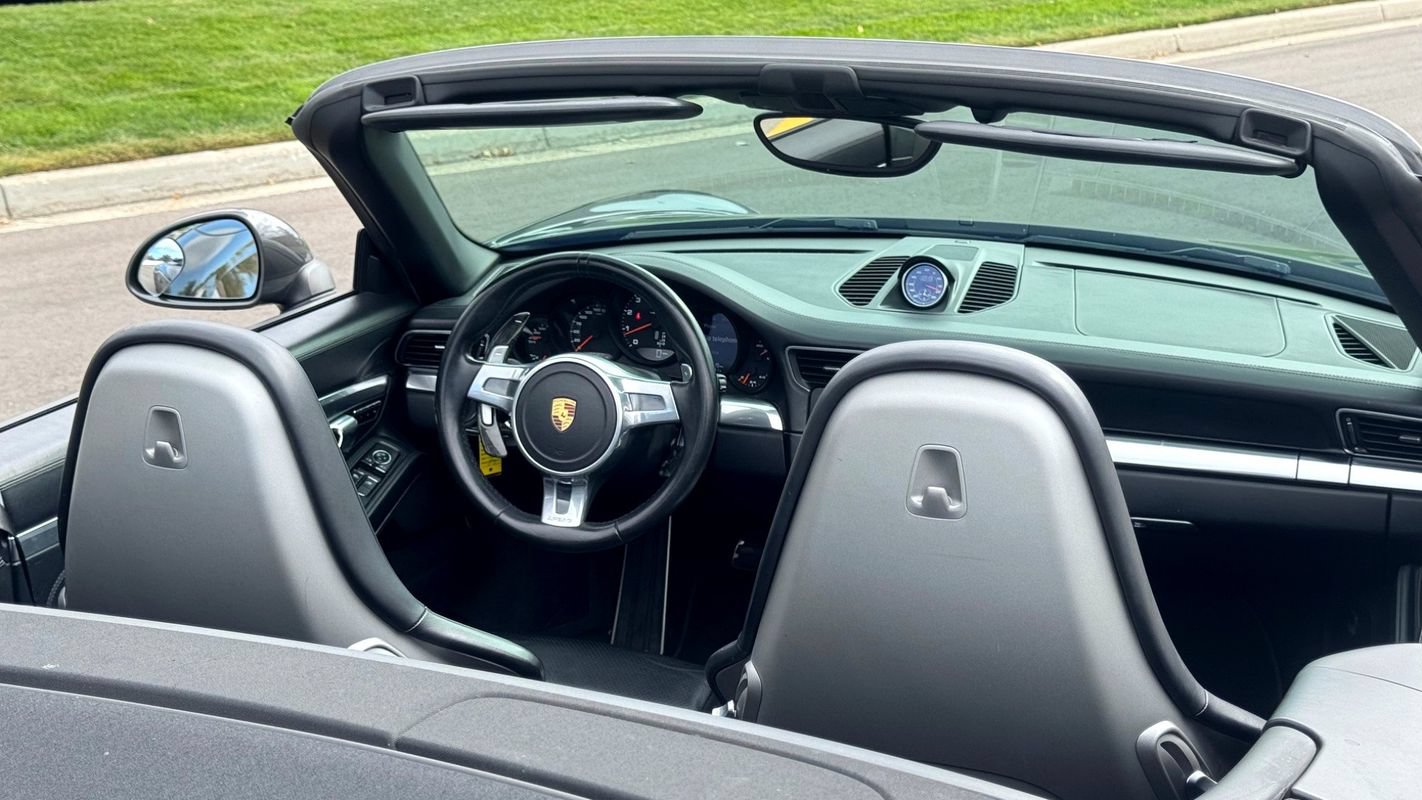 Used 2016 Porsche 911 Carrera RWD image 27