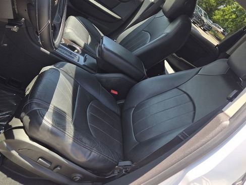 Used 2016 Chevrolet Traverse LTZ AWD/4WD image 18