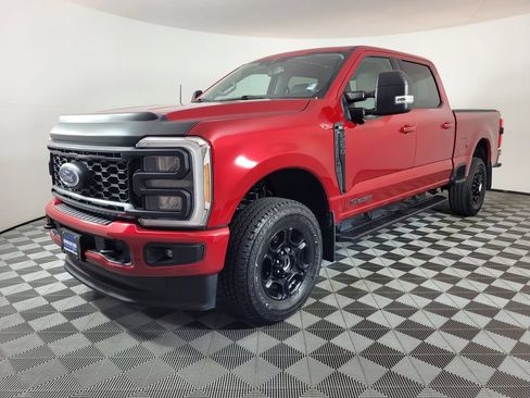 Used 2023 Ford F250 XLT w/ XLT Premium Package AWD/4WD image 7