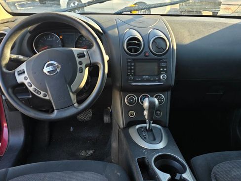 Used 2011 Nissan Rogue SV image 9