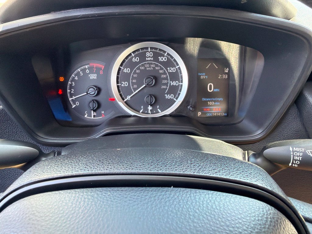 Used 2020 Toyota Corolla LE FWD image 28