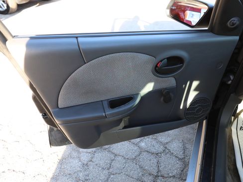 Used 2003 Saturn ION Level 1 image 14