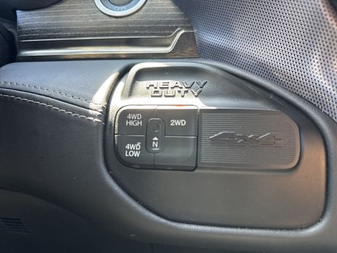 Used 2019 RAM 3500 Limited w/ Max Tow Package AWD/4WD image 32