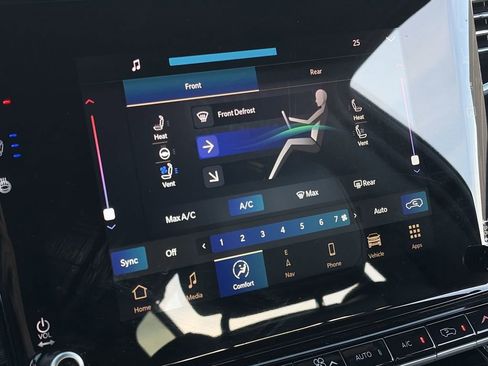 Used 2022 Jeep Wagoneer Series III w/ Convenience Group I image 18