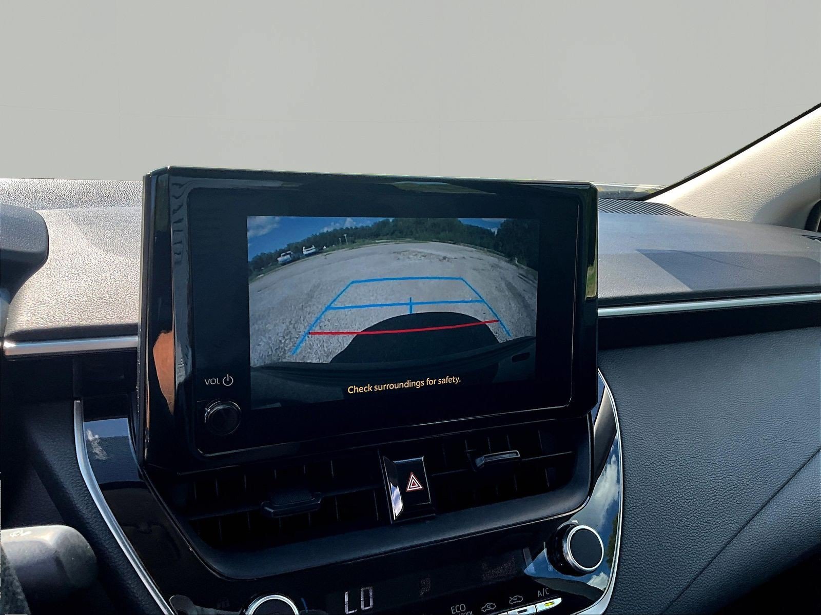 Used 2024 Toyota Corolla LE FWD image 14