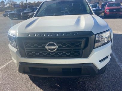 Used 2023 Nissan Frontier S w/ Technology Package