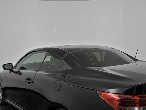 Used 2012 Lexus IS 350C image 18