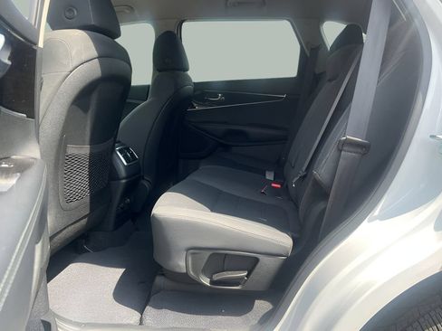 Used 2020 Kia Sorento S AWD/4WD image 28