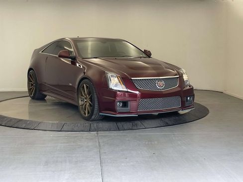 Used 2014 Cadillac CTS V RWD image 7
