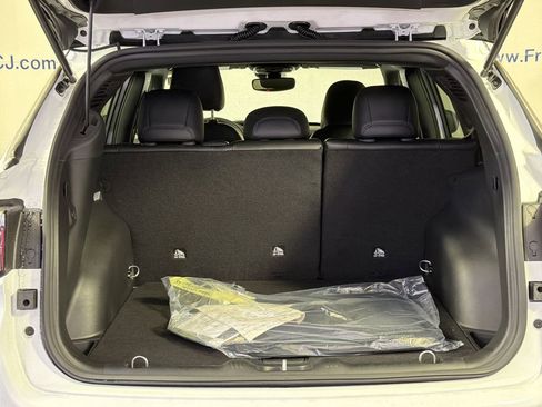 New 2026 Jeep Compass Limited AWD/4WD image 8