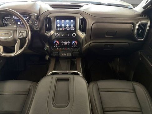 Certified 2022 GMC Sierra 2500 Denali w/ Denali Ultimate Package image 3