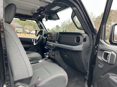 Used 2024 Jeep Wrangler Unlimited Rubicon w/ XTREMEE 35" Tire Package image 41