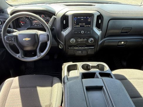 Used 2024 Chevrolet Silverado 1500 Custom image 19