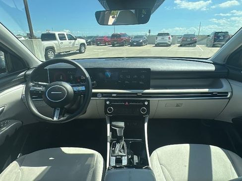 Certified 2025 Hyundai Tucson SEL image 21